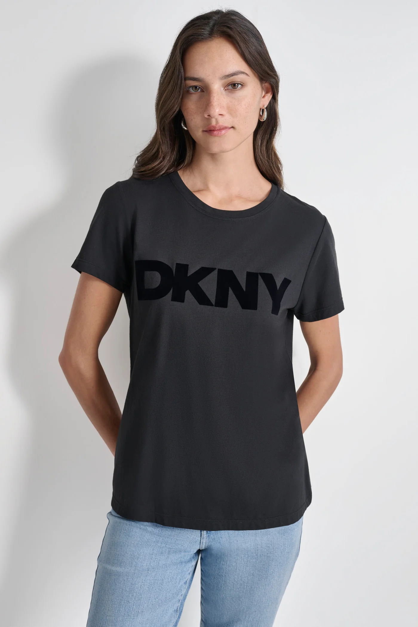 FLOCKED LOGO CREW NECK TEE - Image 4