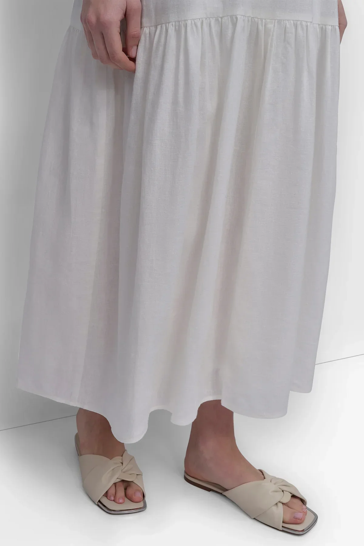 SLEEVELESS TIERED MAXI DRESS - Image 5