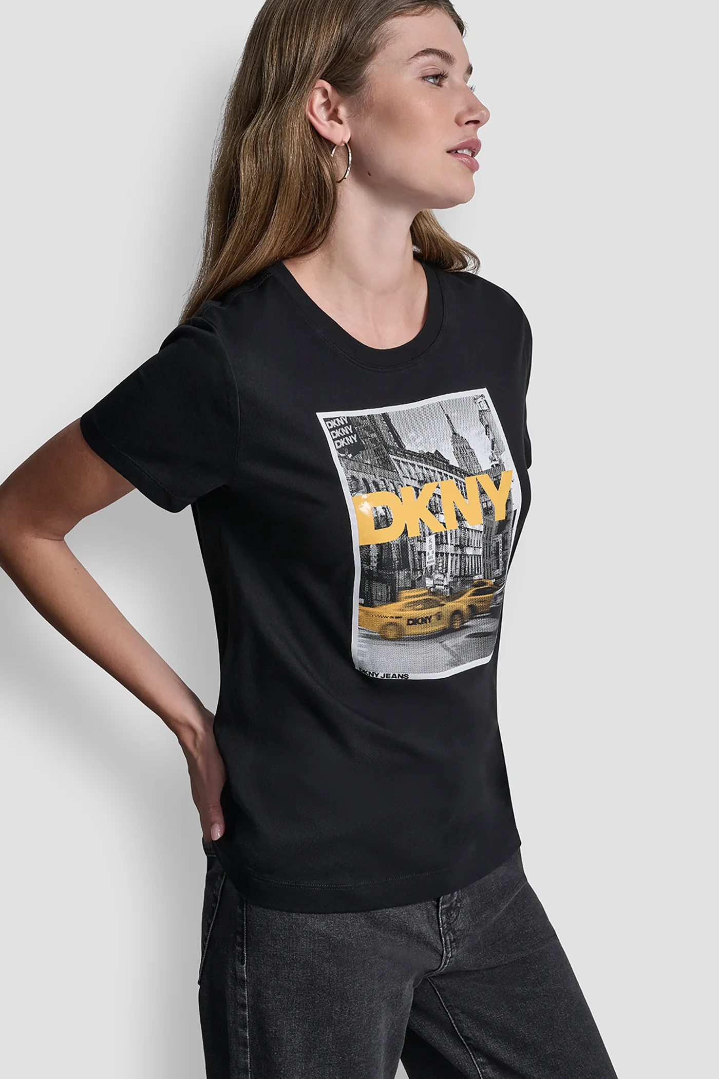 DKNY TAXI PHOTOREAL TOP - Image 4