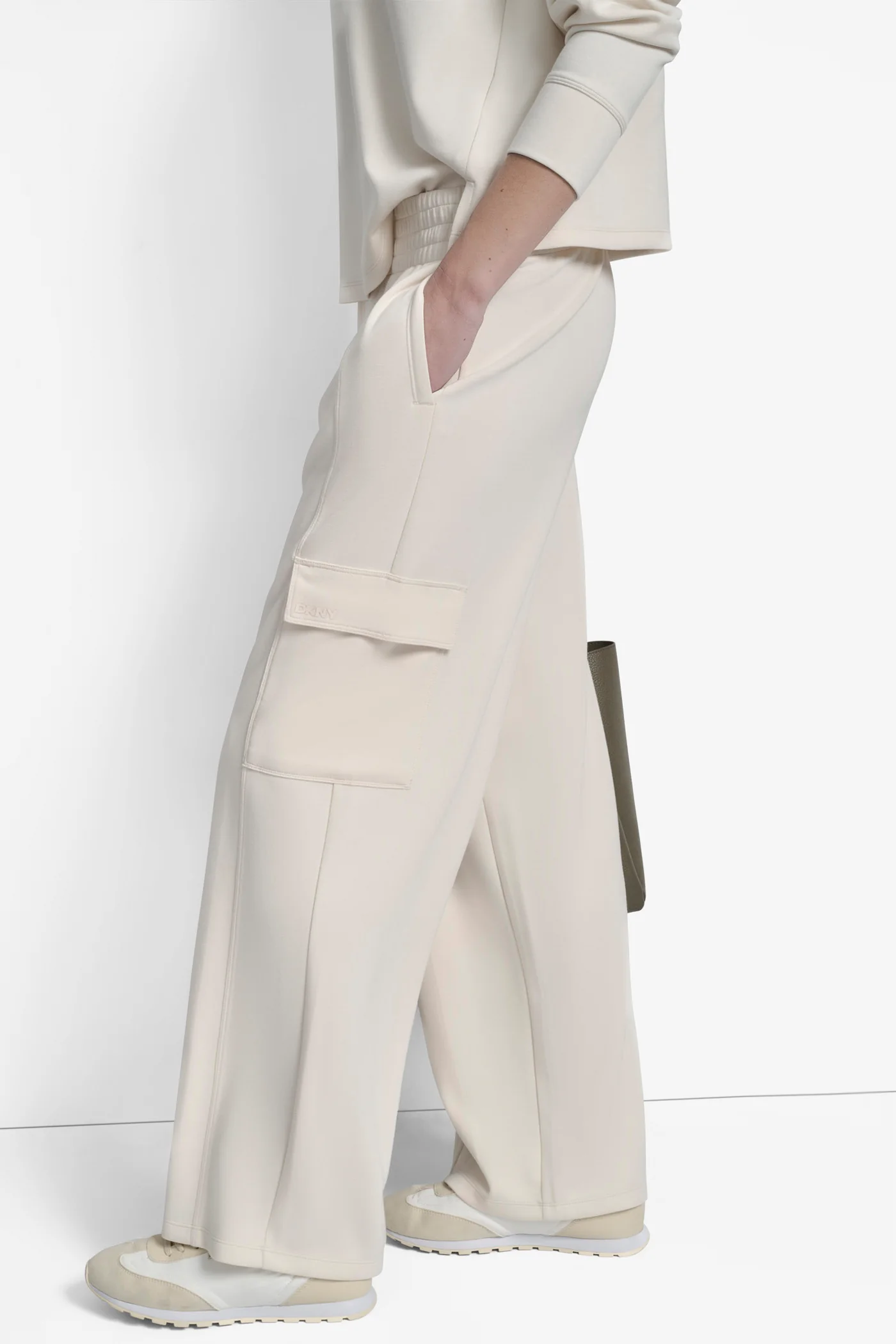 HIGH-LINE SCUBA CARGO PANT - Image 3