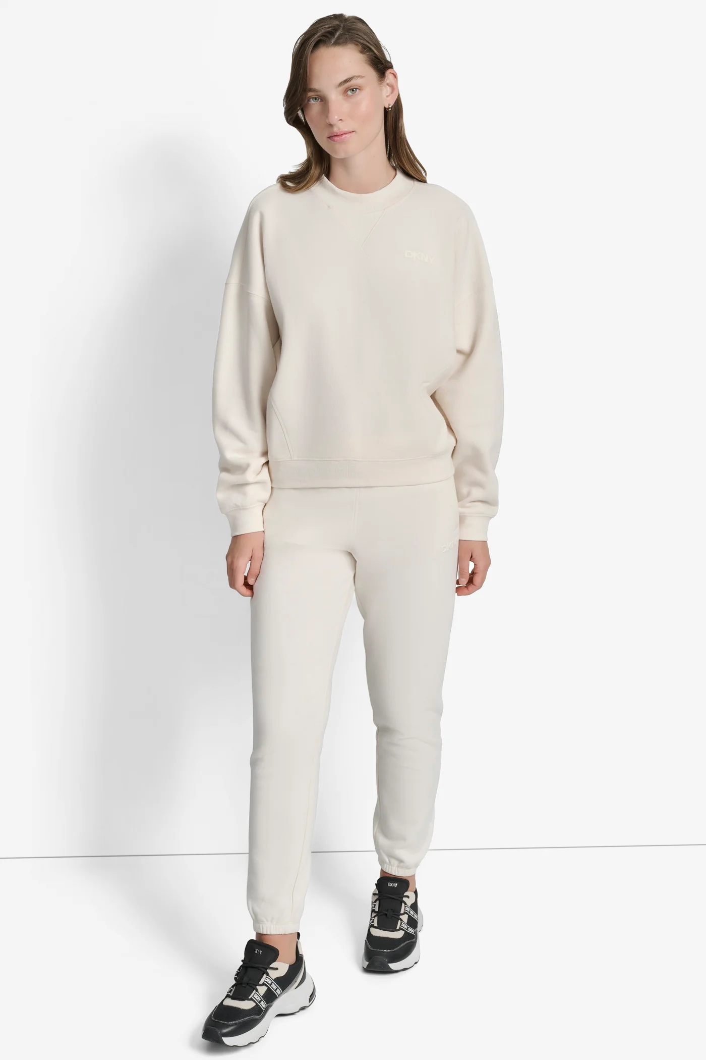 DKNY LOGO CREWNECK SWEATSHIRT - Image 3