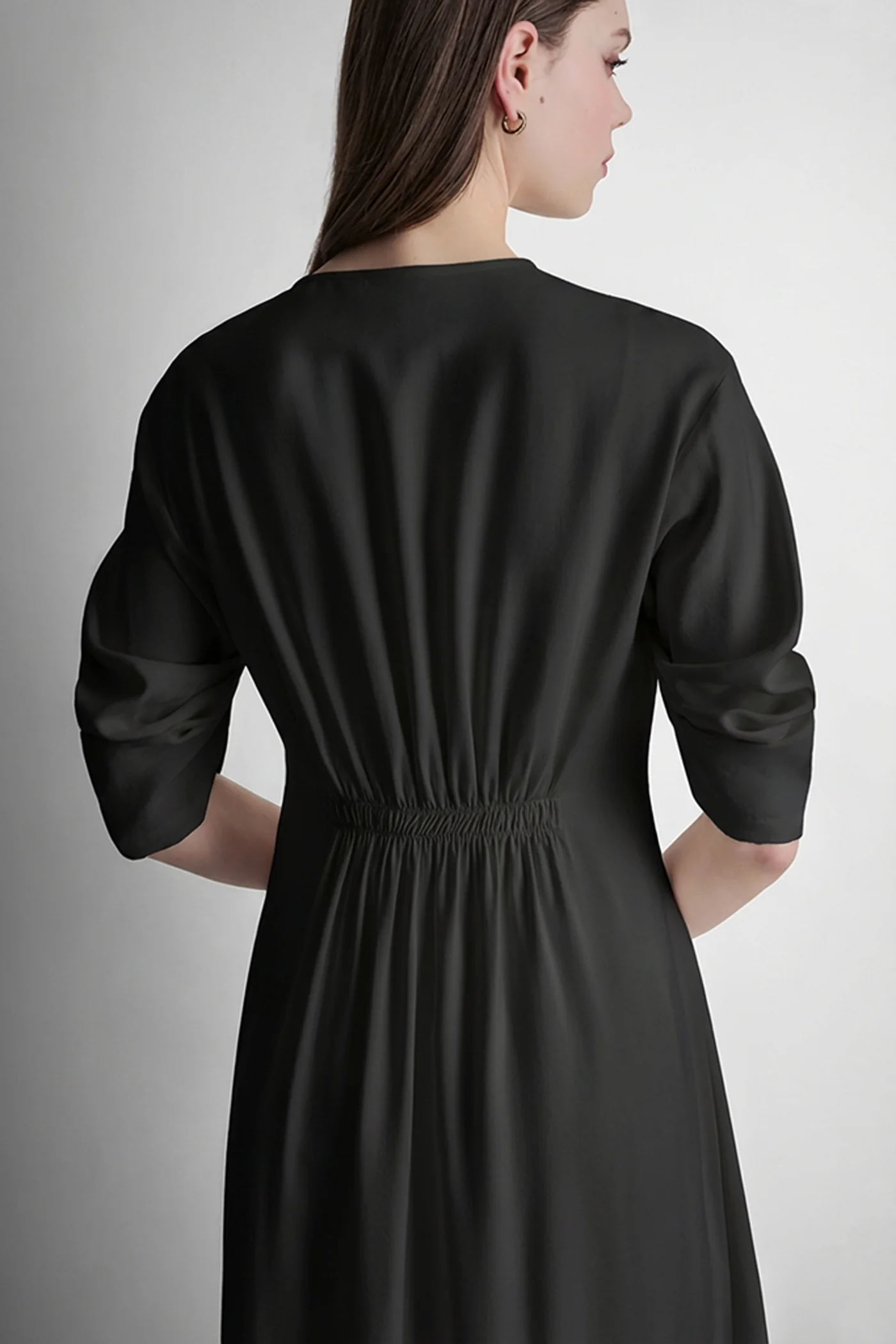 3/4 RAUSHED XLV V-NECK DRESS - Image 6