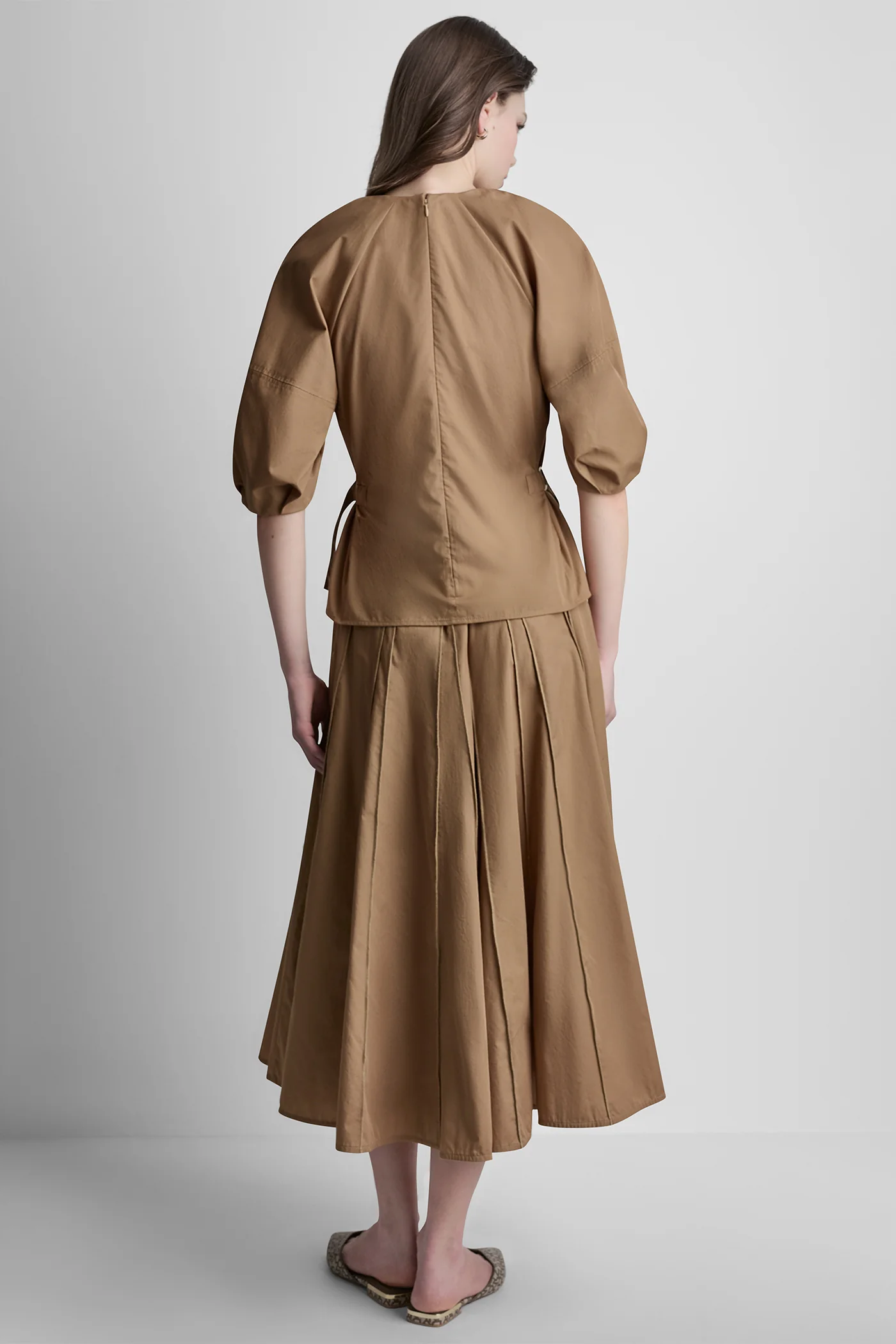 SEAMED PLEATED MIDI SKIRT - Image 6
